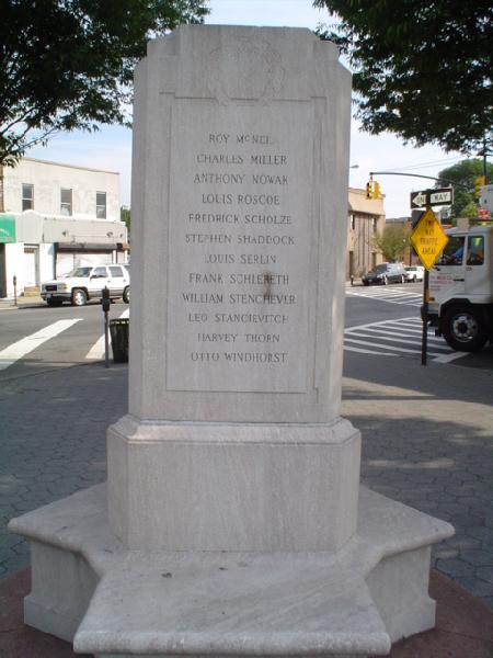 Zoom on the image : Maspeth Memorial
